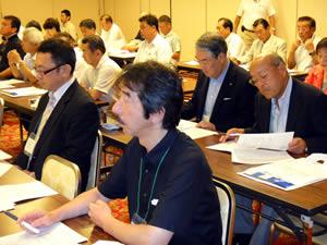 付属浦安高校同窓会役員10名で参加しました。